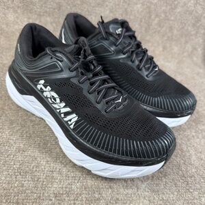Hoka One One Bondi 7 Shoes Womens Size 8.5 D Black White Running Cushion Sneaker